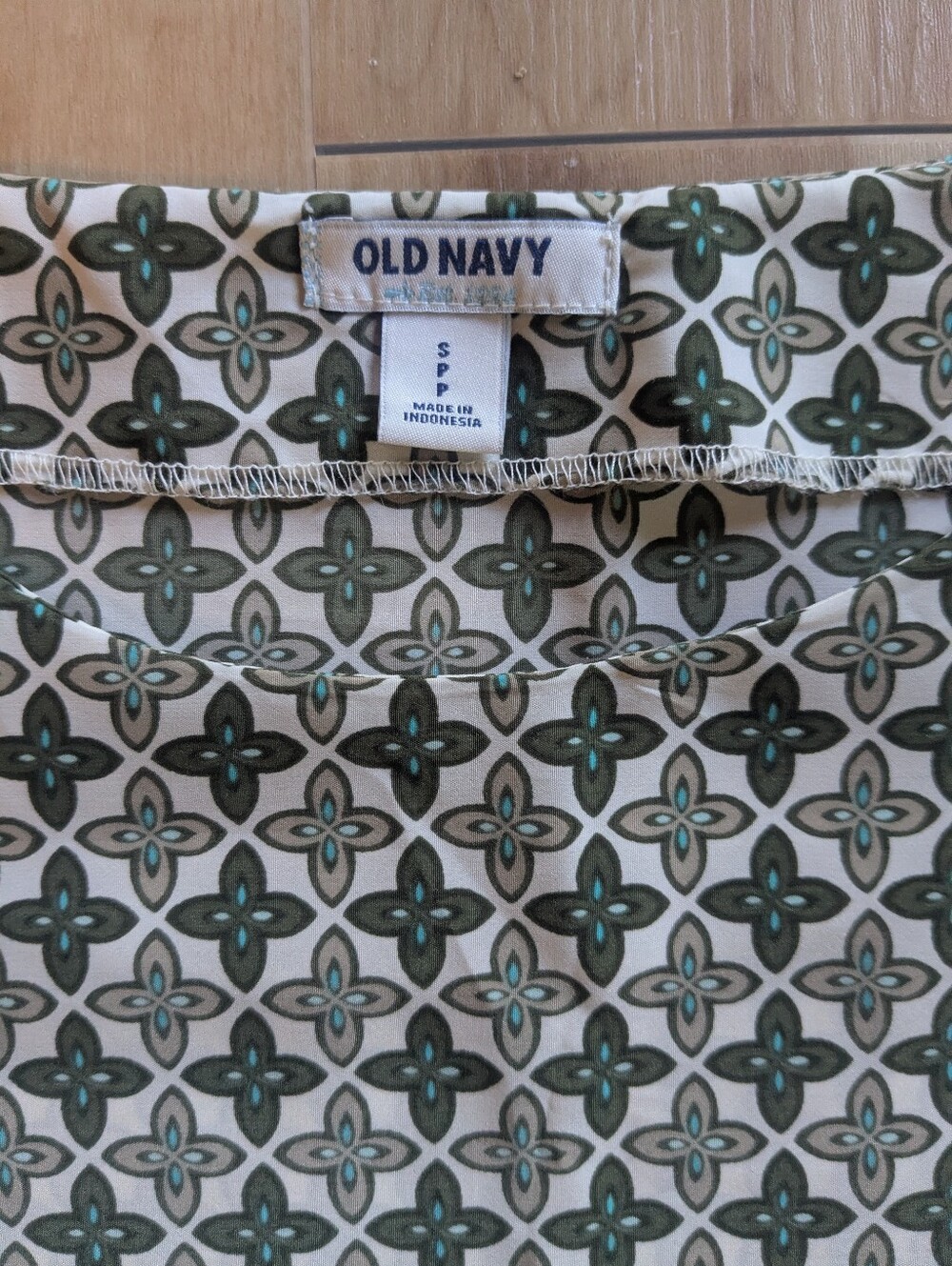 Old Navy Cream Tunic Dress w/ Olive and Teal Geometric Print